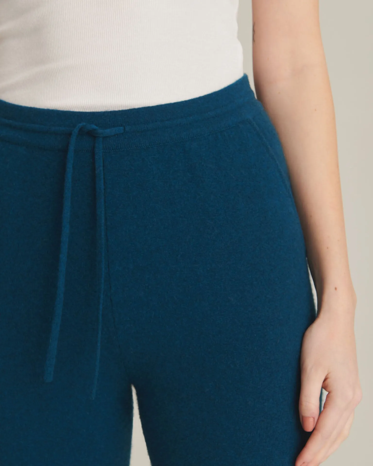The Off-Duty Cashmere Jogger