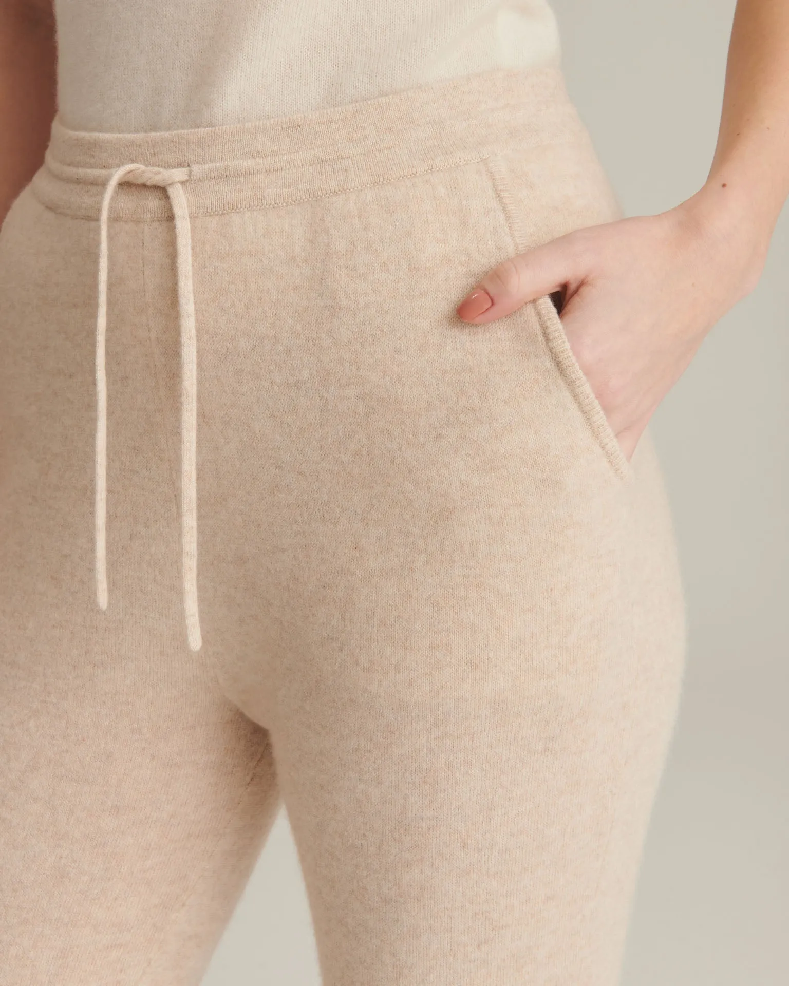 The Off-Duty Cashmere Jogger